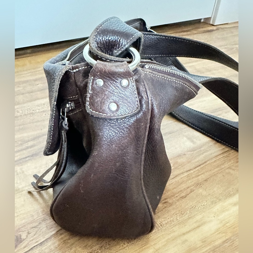 Brown Leather Roots Purse / Messenger Bag. - Picture 7 of 15